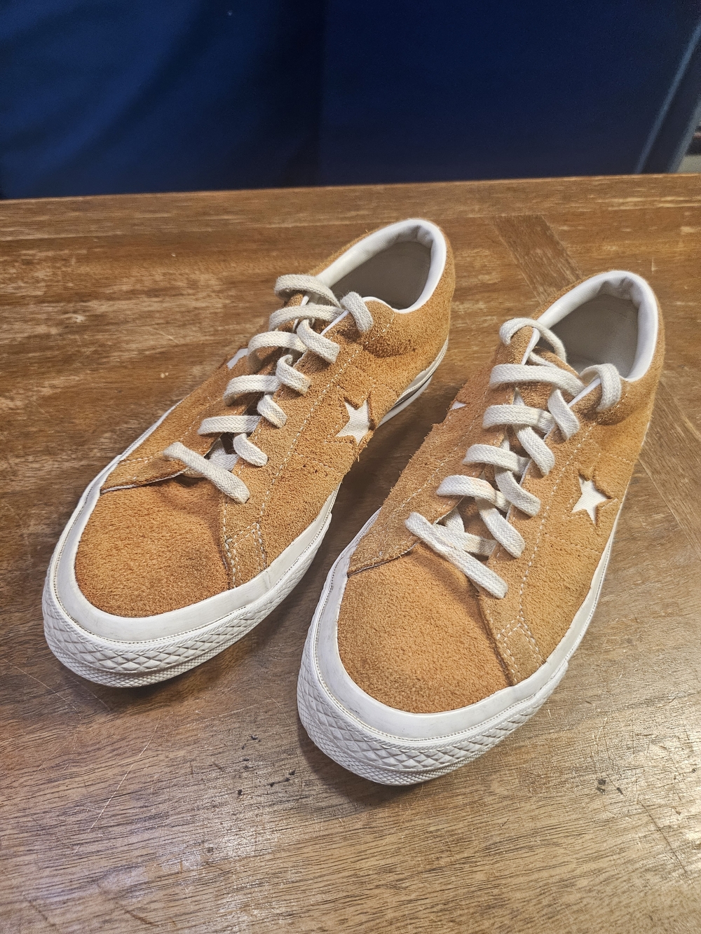 Converse One Star Ox Suede Low-Top Sneakers - Bold Mandarin Size 6.5M